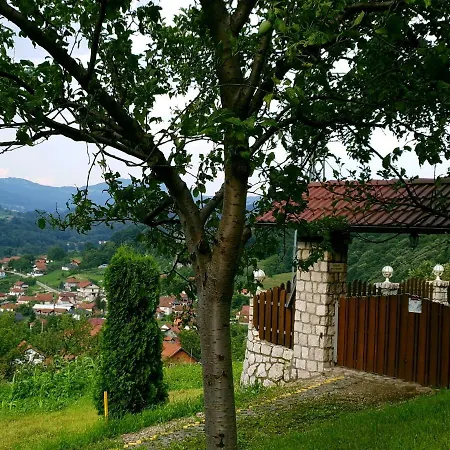 Weekend House * Dedici